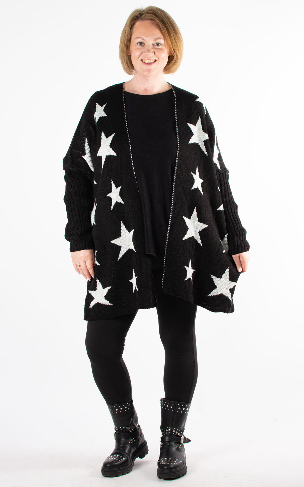 Star Pattern Cardigan | Black & White