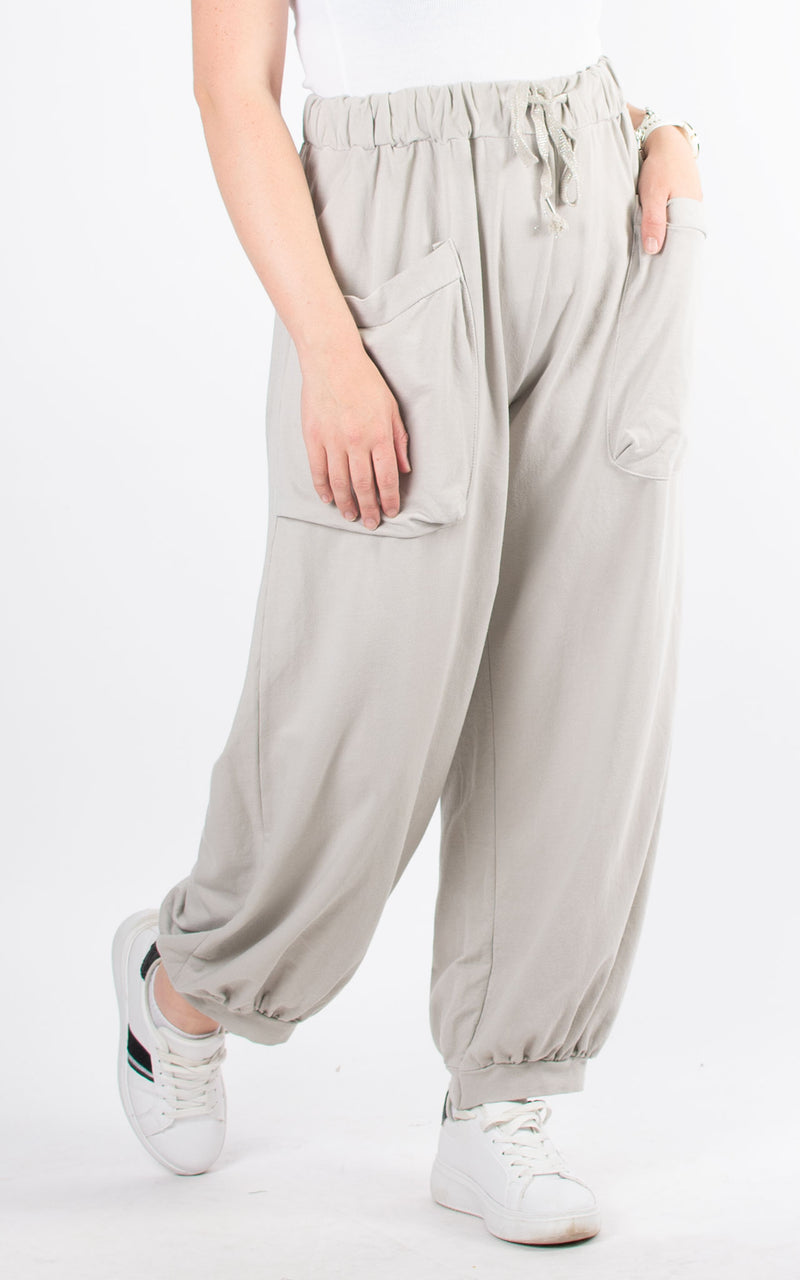 Sydney Cuffed Ankle Jogger | Stone